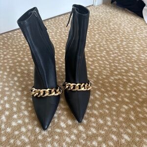 Black Zara pointed toe boots size 37